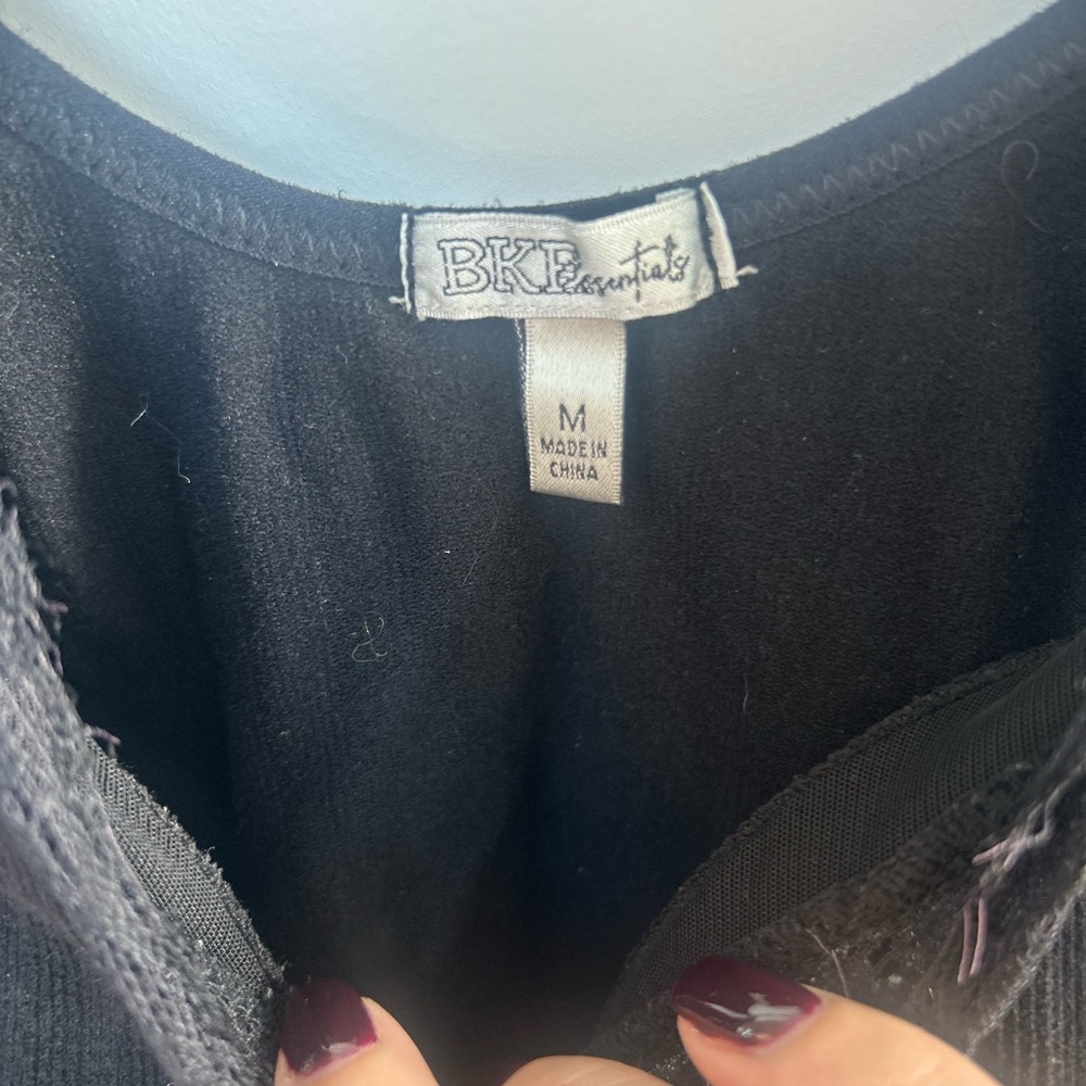 BKE Essentials Black Padded Lace Bralette – Size M - Picture 2 of 6
